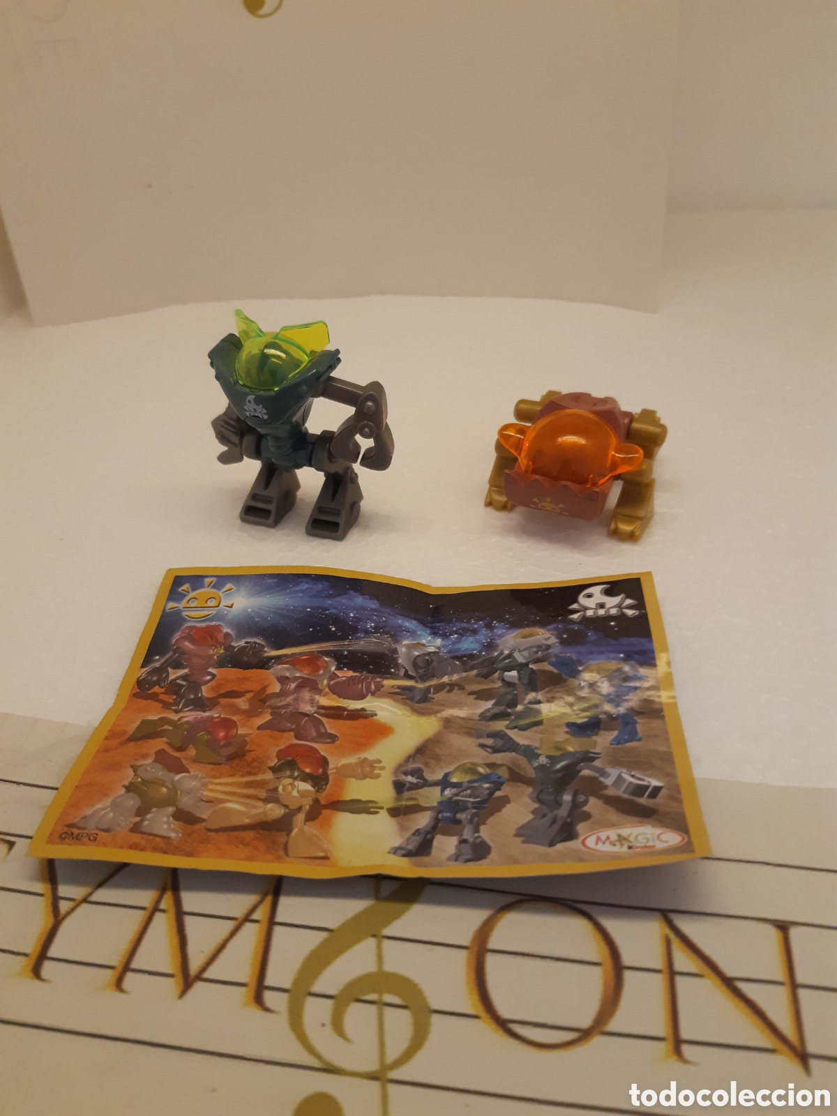 Figuras de goma Kinder: Robot kinder Sorpesa nave espacial - Foto 1