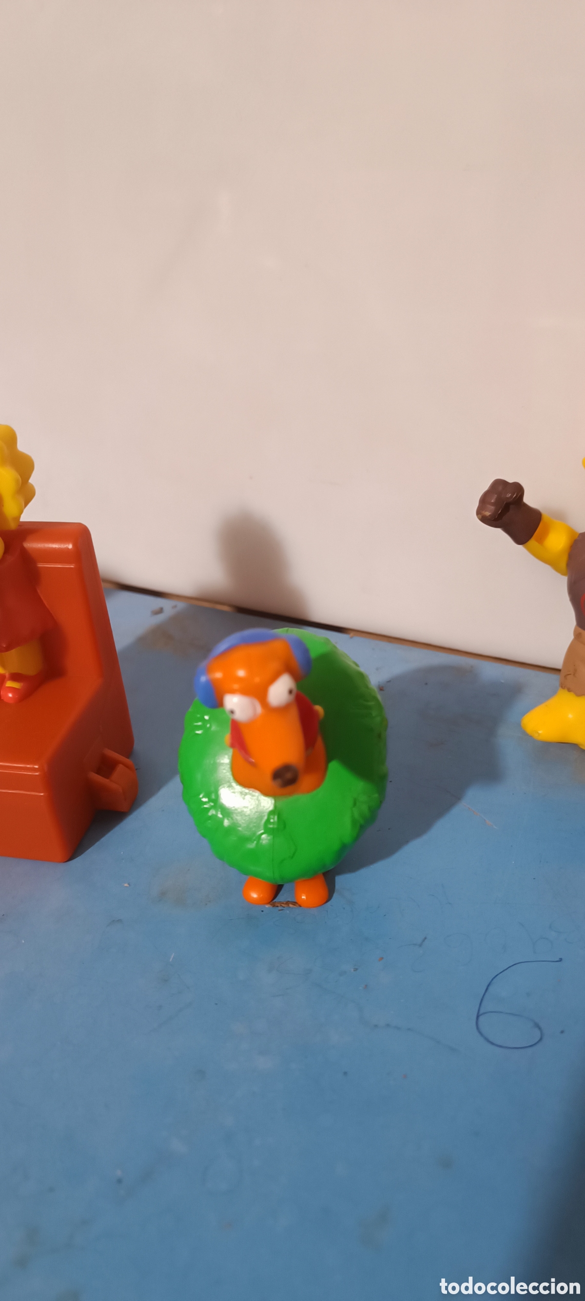 Figuras de goma y PVC: Figuras Los Simpson, burger King - Foto 3