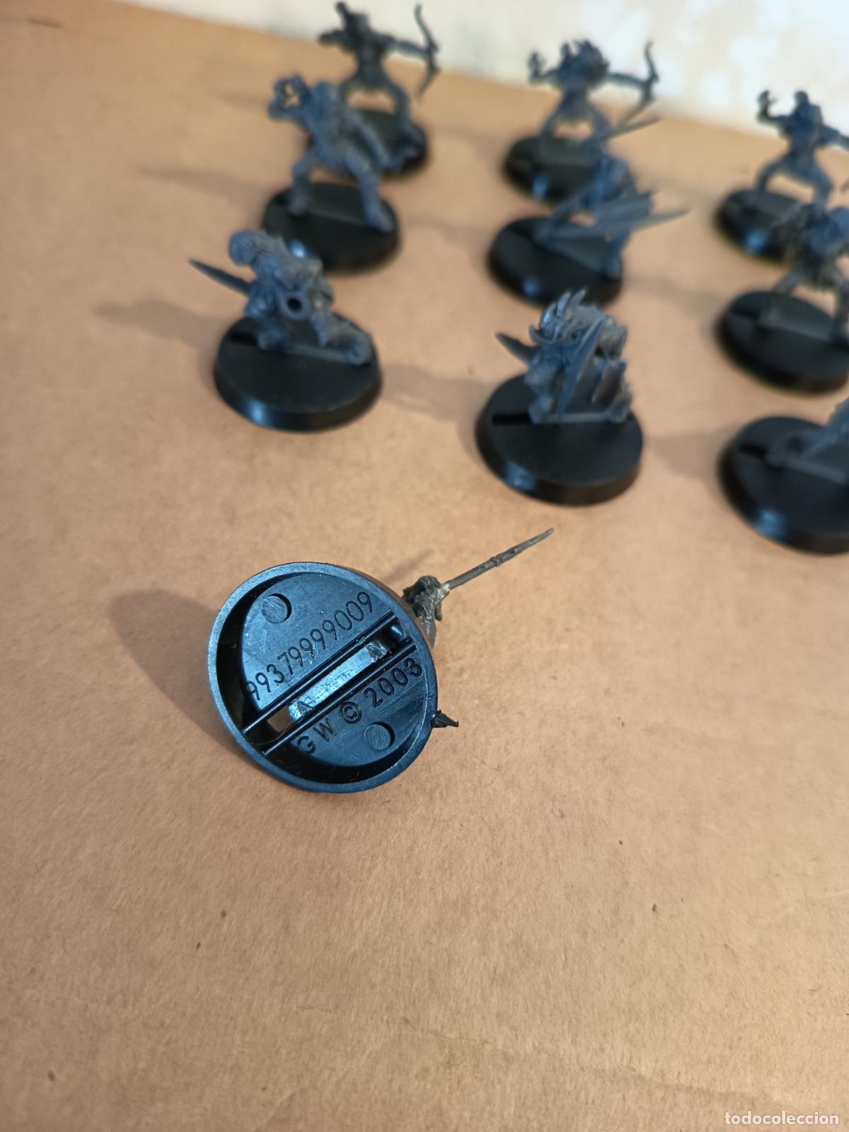 Figuras de goma y PVC: 15 FIGURAS DE PLASTICO WARHAMMER ORCOS - Foto 6