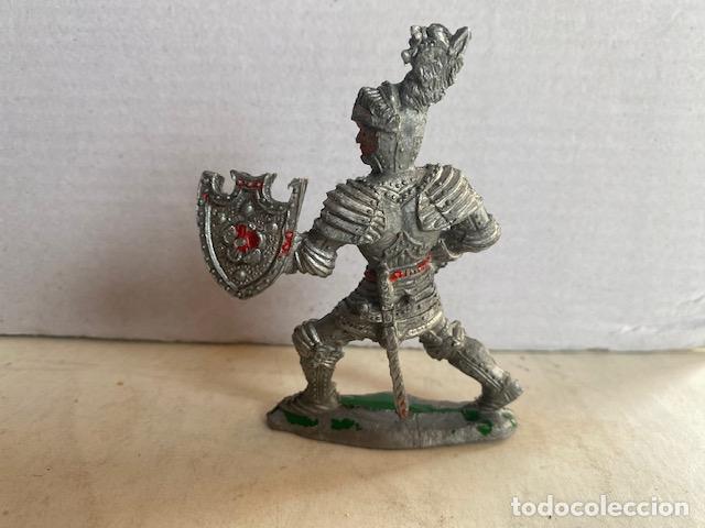 Figuras de goma y PVC: Soldado Medieval Lafredo. 9 cm. - Foto 2