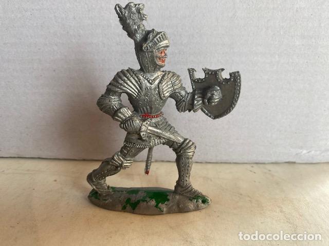 Figuras de goma y PVC: Soldado Medieval Lafredo. 9 cm. - Foto 1
