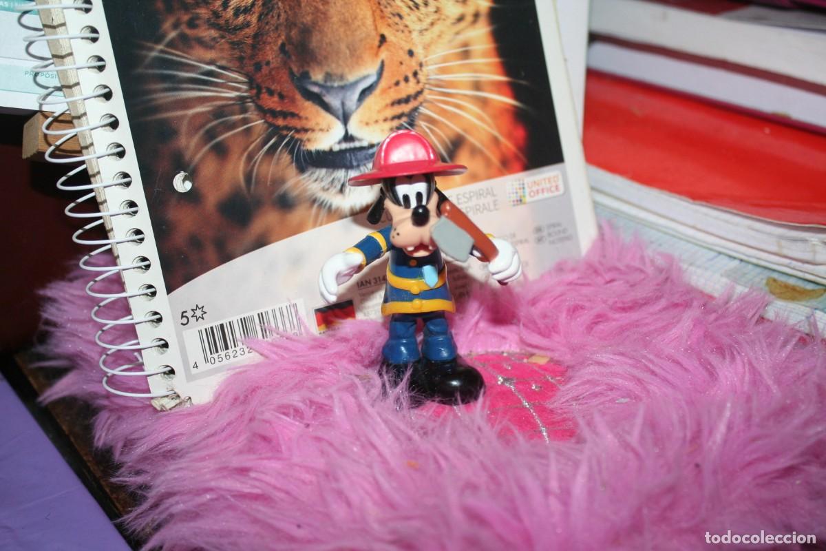 Figuras de goma y PVC: mu&ntilde;eco goffy bombero - Foto 1