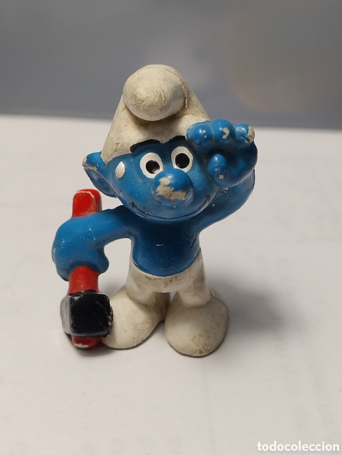 Figuras de Goma y PVC: FIGURA DE PVC PITUFO CON MARTILLO TRABAJANDO