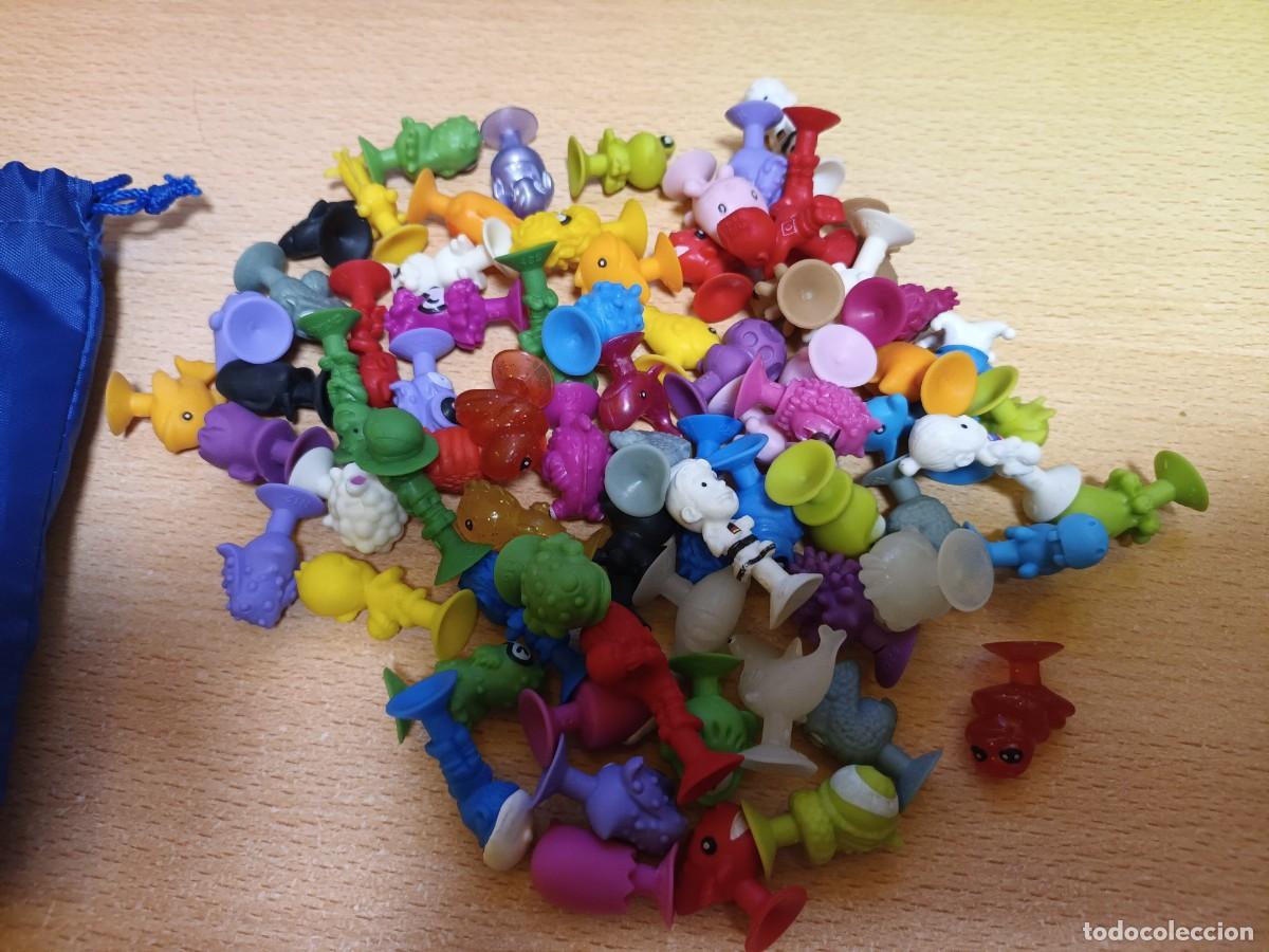 Figuras de goma y PVC: Lote 75 Stikeez varios - Foto 2