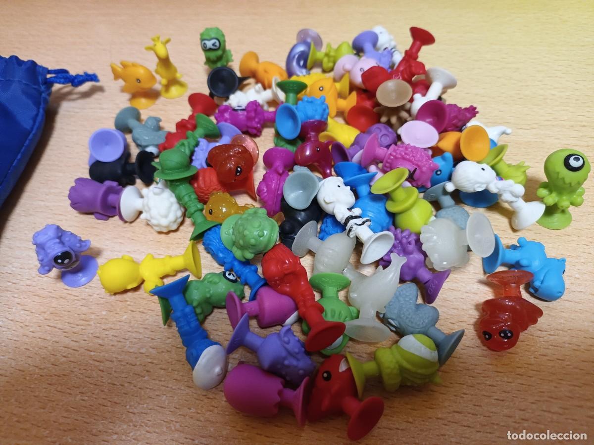 Figuras de goma y PVC: Lote 75 Stikeez varios - Foto 3
