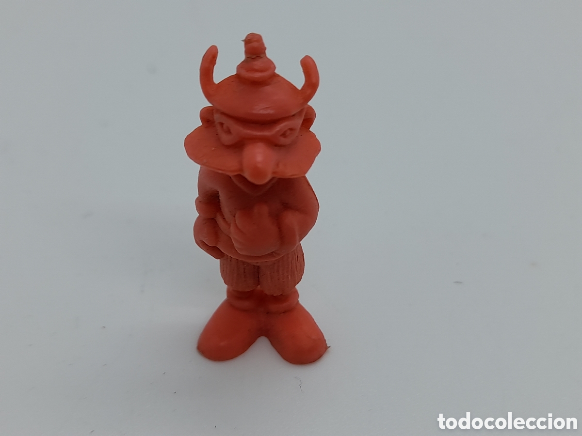 Figuras de goma y PVC: DARGAUD. DUNKIN. TITO. SERIE ASTERIX - Foto 1