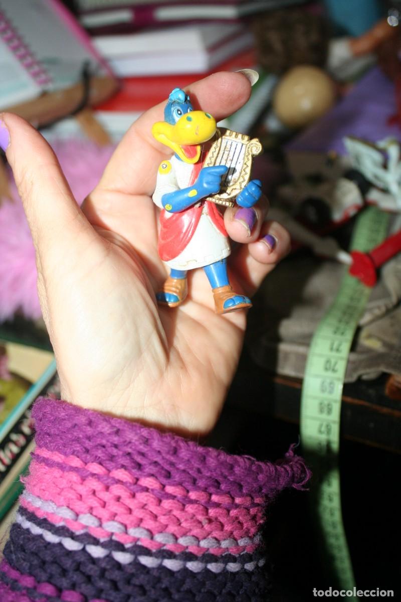 Rubber and PVC Figures: mu&ntilde;eco figura danonino