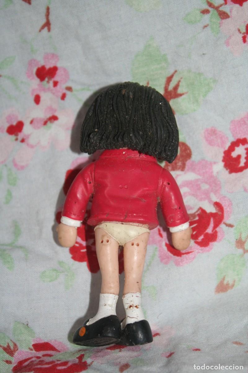 Figuras de goma y PVC: mu&ntilde;eco figura AMANDA - Foto 3