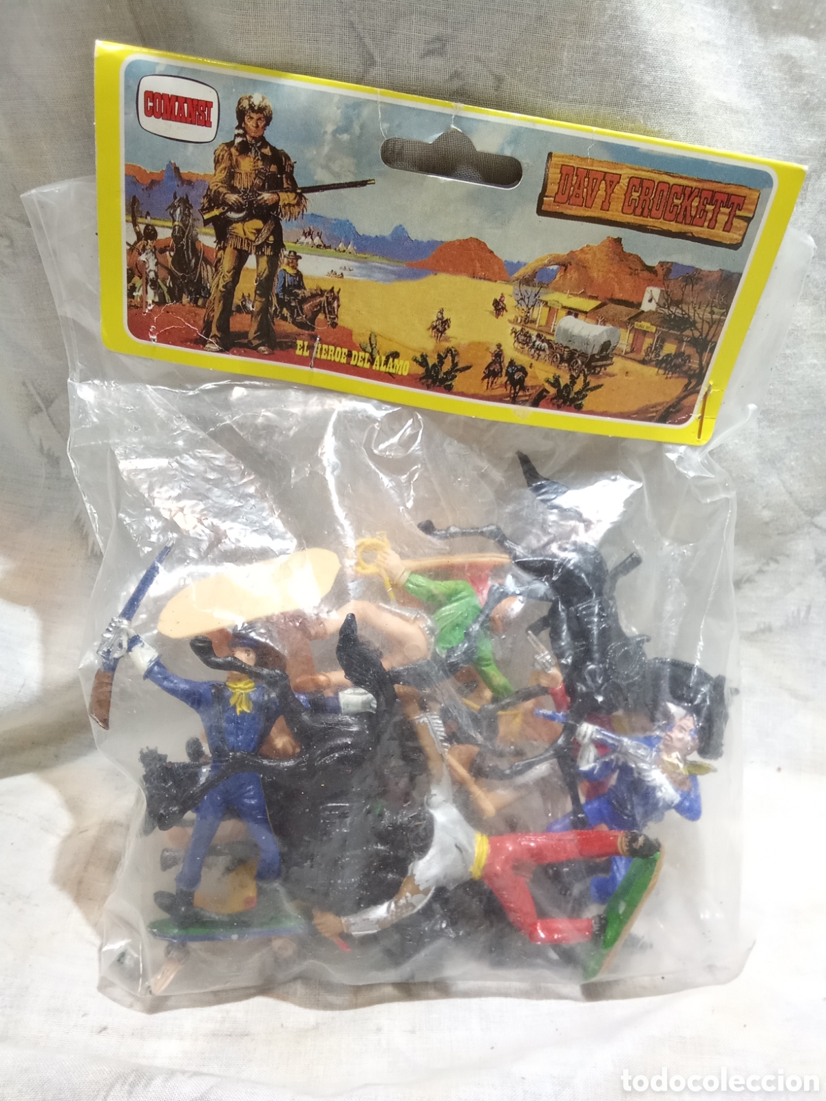 Figuras de goma y PVC: COMANSI, DAVY CROCKETT, EL H&Eacute;ROE DEL ALAMO EN BLISTER - Foto 1