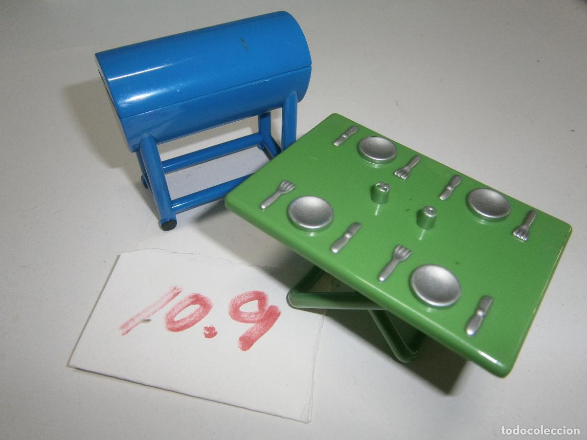 Figure di Gomma e PVC: MESA Y BARBACOA PARA DIORAMA DE FIGURAS PEQUE&Ntilde;AS