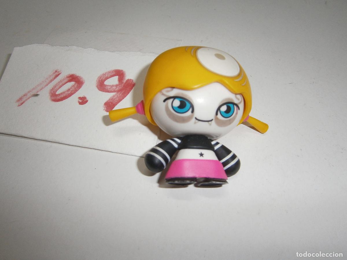 Figuras de Goma y PVC: FIGURA DE DIBUJOS ANIMADOS - CHICA