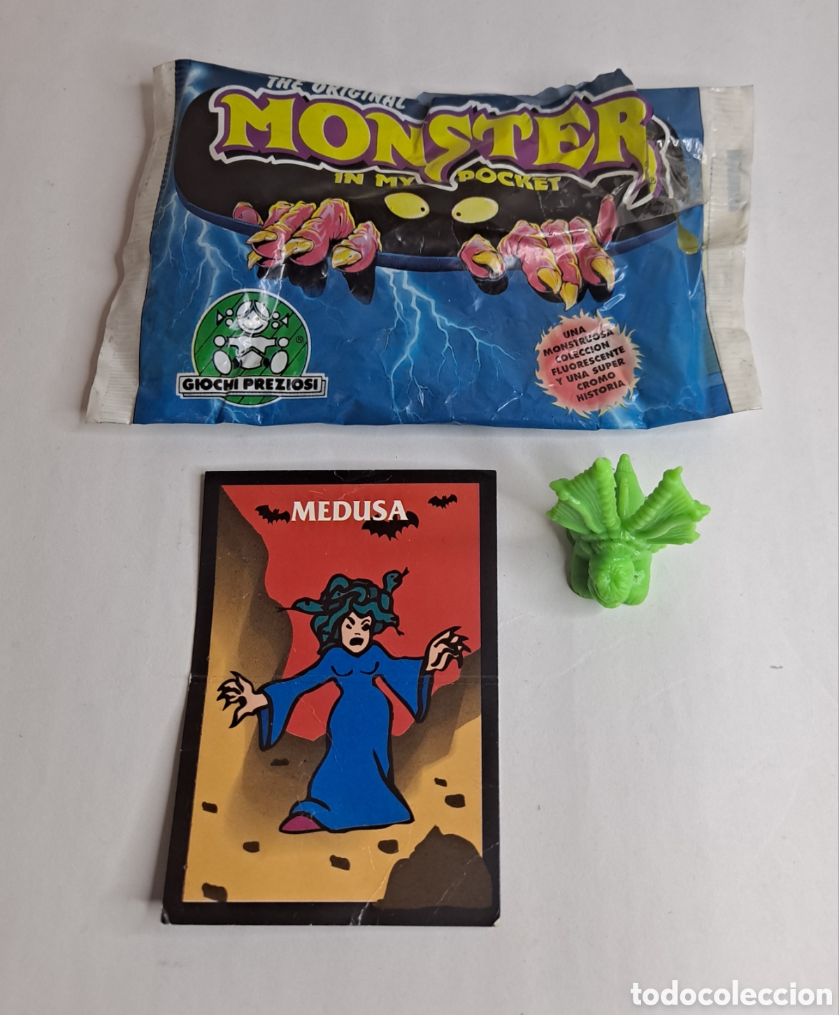 Figure di Gomma e PVC: MONSTER IN MY POCKET. GIOCHI PREZIOSI. SOBRE ABIERTO. 1990. JUINSA. FIGURA PVC 20 + CROMO MEDUSA.