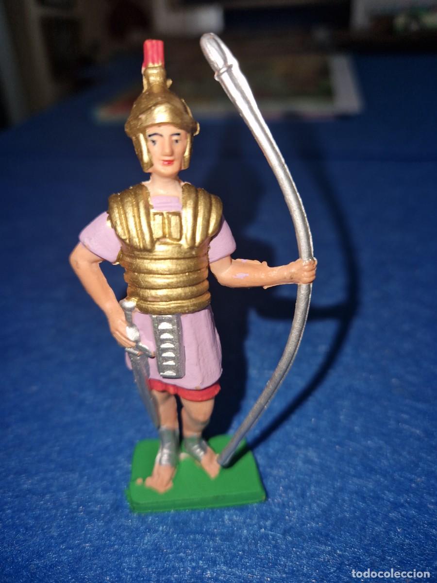 Figuras de Borracha e PVC: ANTIGUA FIGURA SOLDADO ROMANO / NUEVA