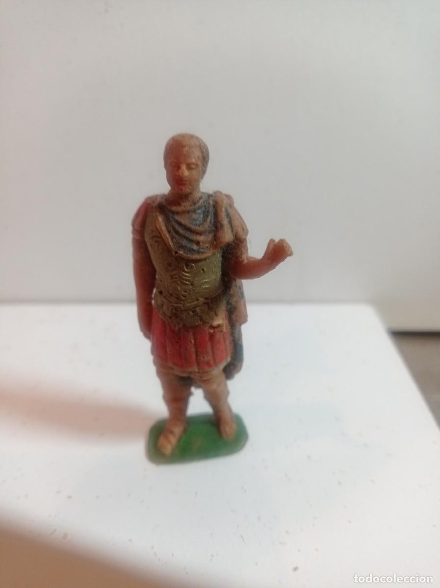 Figuras de goma y PVC: Julio cesar de jecsan - Foto 1