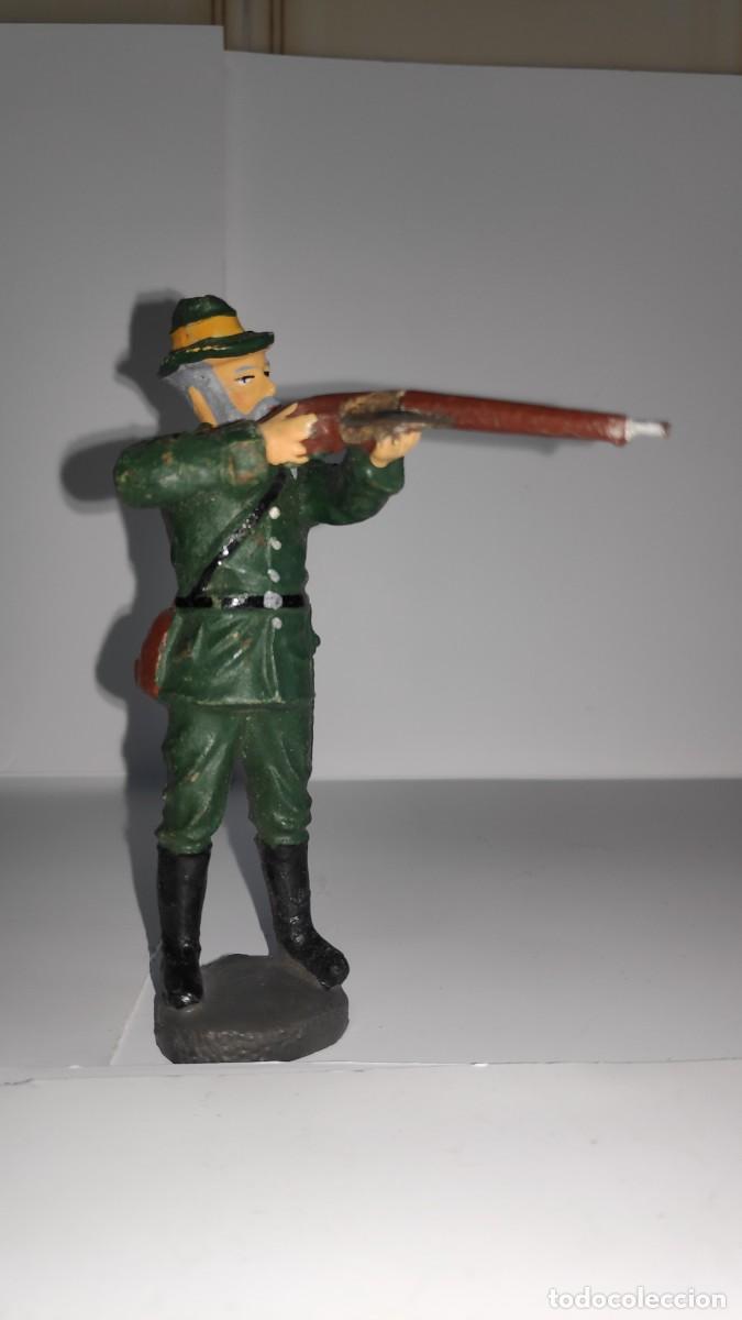 Figuras de goma y PVC: Figura de cazador Elastolin (1930) - Foto 3