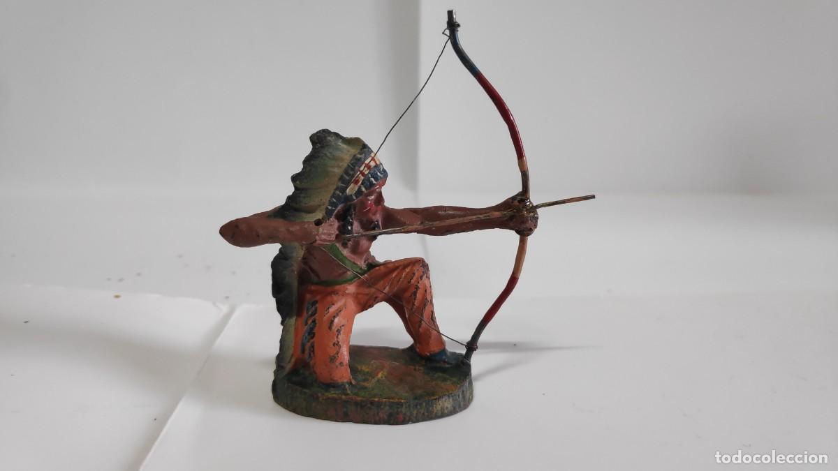 Figuras de goma y PVC: Figura de indio con arco Elastolin (1930) - Foto 1