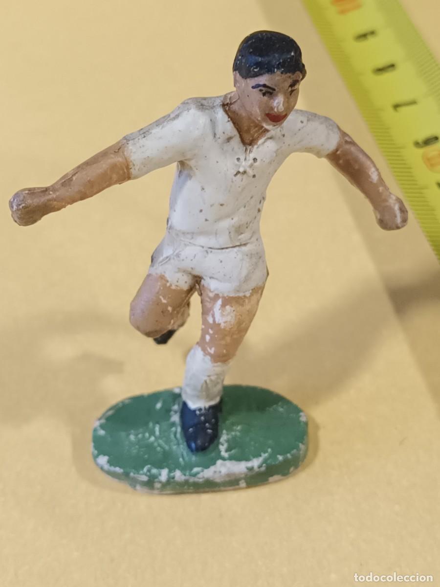 Figuras de goma y PVC: 5,ASTER,FUTBOLISTA DEL REAL MADRID CON EL N&ordm; 6 ,TIPO JECSAN,REAMSA,PECH, LEER DESCRIPCION