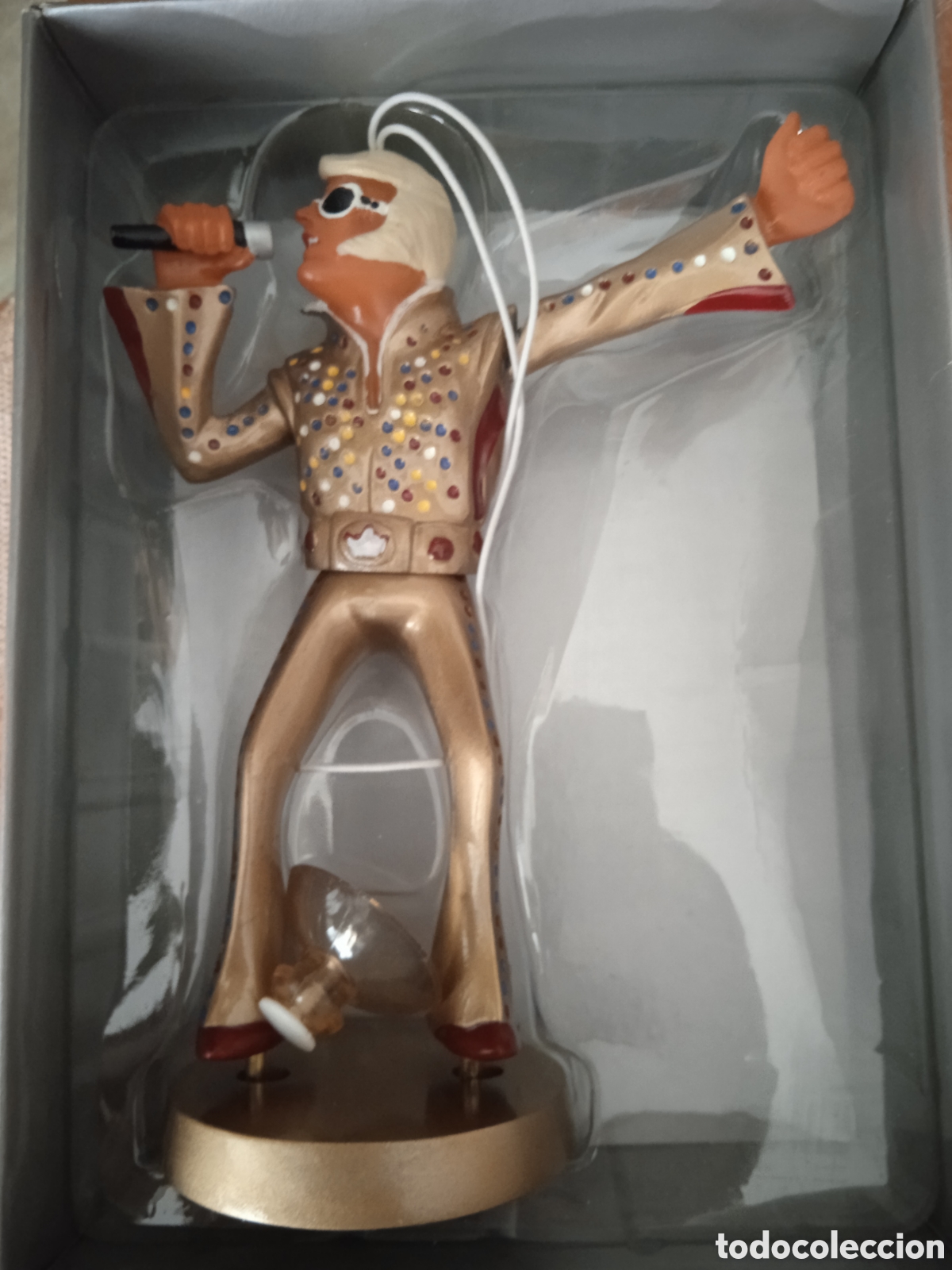 Figure di Gomma e PVC: Elvis Presley. Met&aacute;lico. Edici&oacute;n coleccionista. Multitronic &rdquo;The fan&rdquo;. Audi. Figura para el coche.