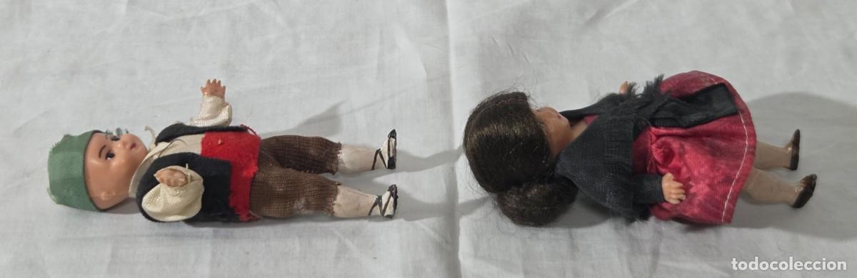 Figuras de goma y PVC: Pareja de ma&ntilde;os de plastico duro - Foto 7