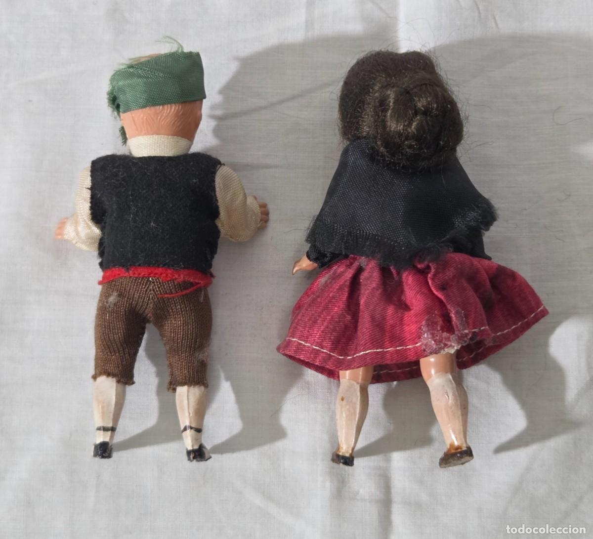 Figuras de goma y PVC: Pareja de ma&ntilde;os de plastico duro - Foto 8