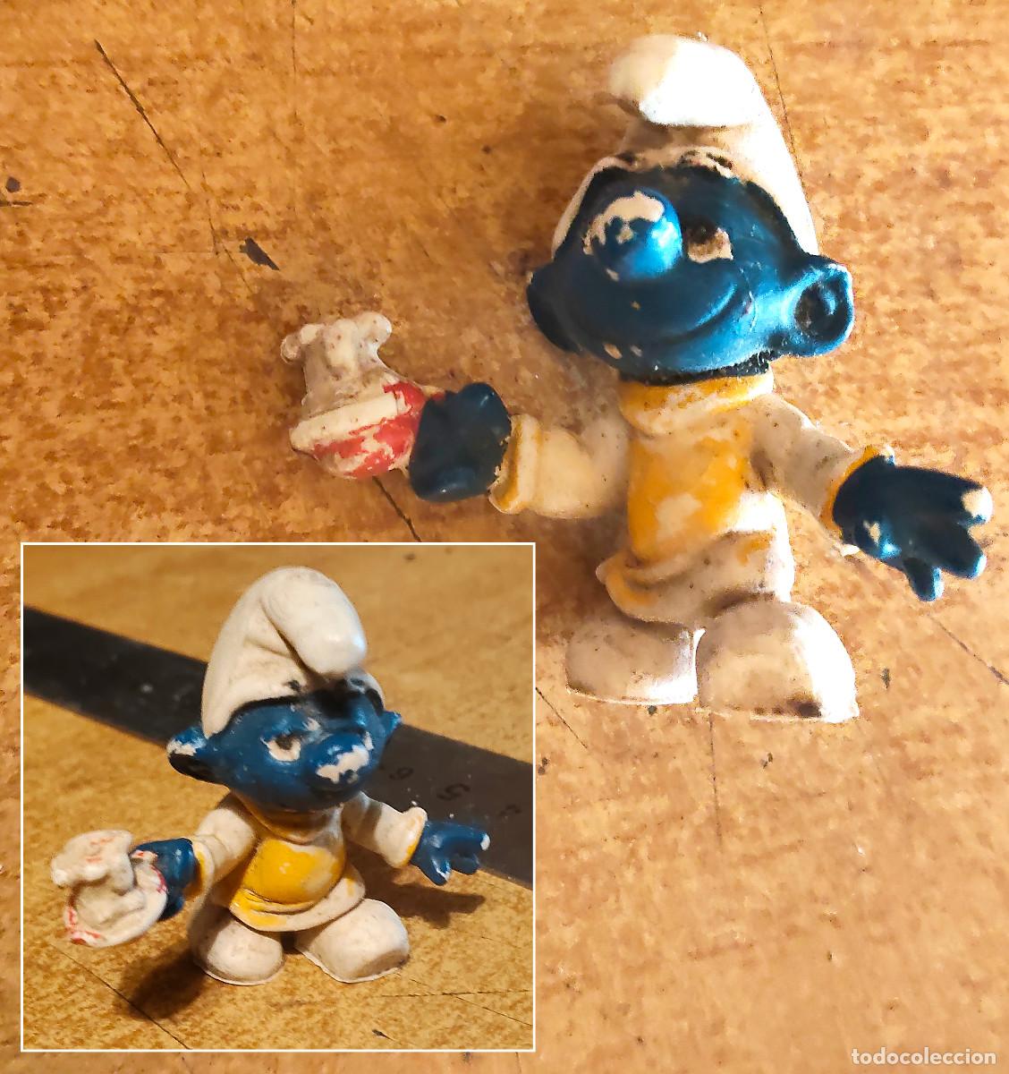 Figuras de goma y PVC: Pitufo - Con pijama y vela - Foto 1