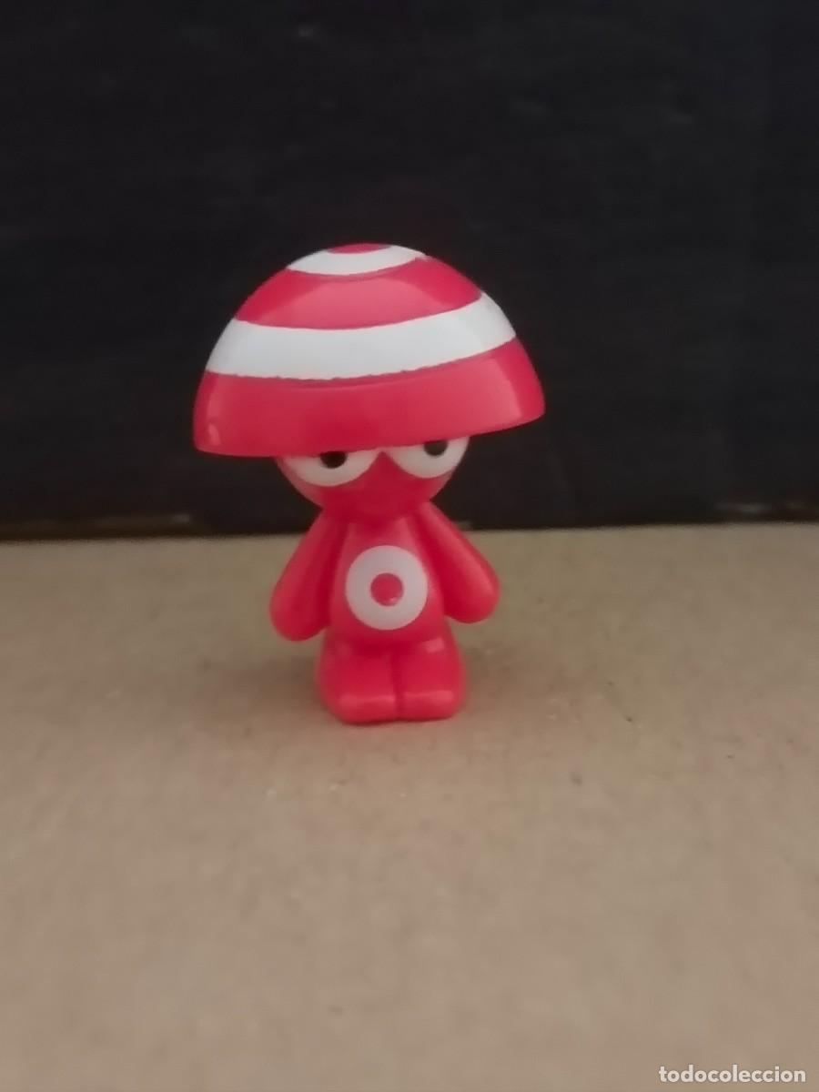 Figuras de goma y PVC: GOGOS MAGIC BOX FIGURA CRAZY BONES - Foto 1