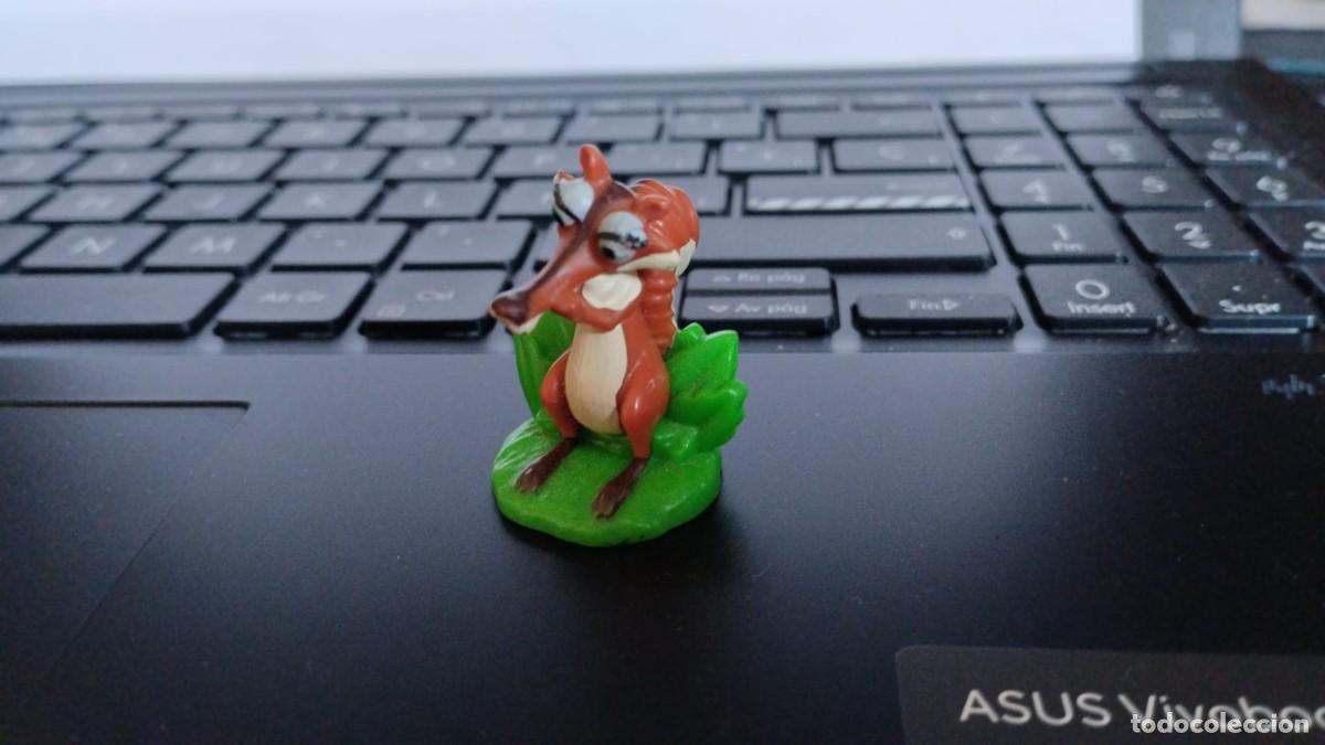 Figuras de goma Kinder: Figura kinder - ice age - Foto 1