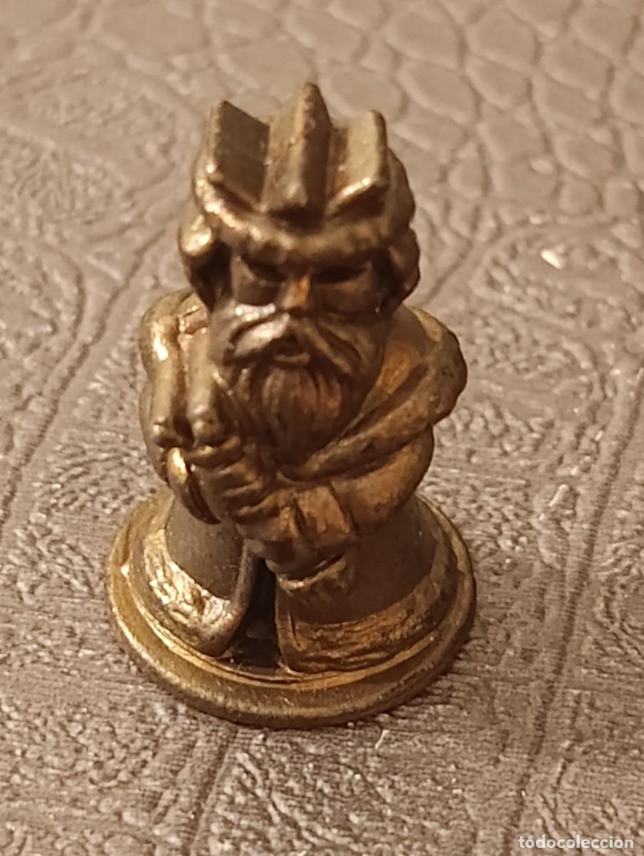 Figuras de goma Kinder: Figura kinder de metal - Foto 1