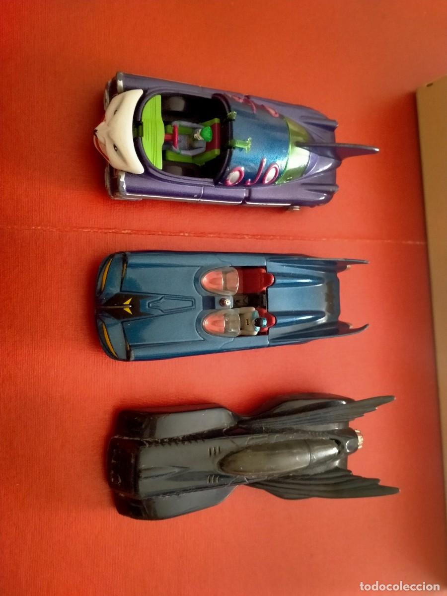 Figuras de goma y PVC: figuras batman coches etc - Foto 1
