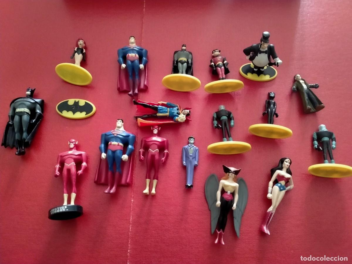 Figuras de goma y PVC: figuras batman coches etc - Foto 4
