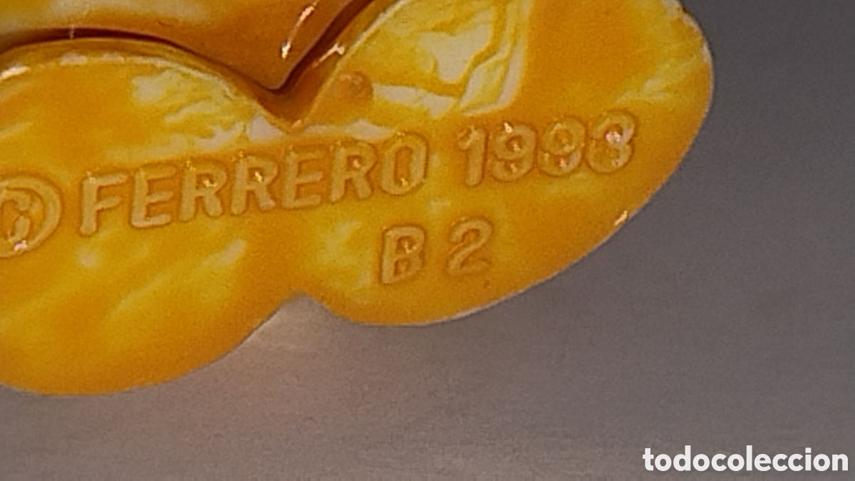 Figuras de goma y PVC: Leones figuras de Ferrero - Foto 3