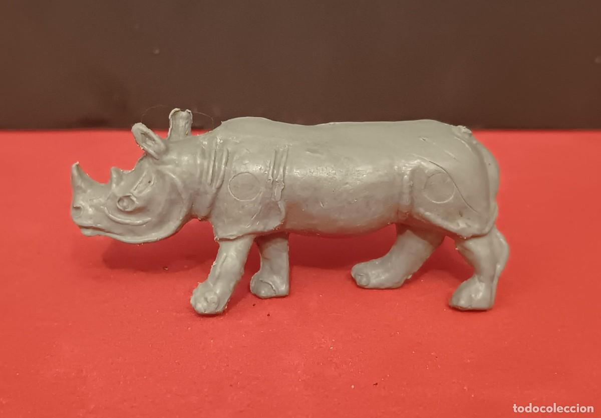 Figuras de goma y PVC: FIGURA RINOCERONTE COMANSI O NOVOLINEA - Foto 3