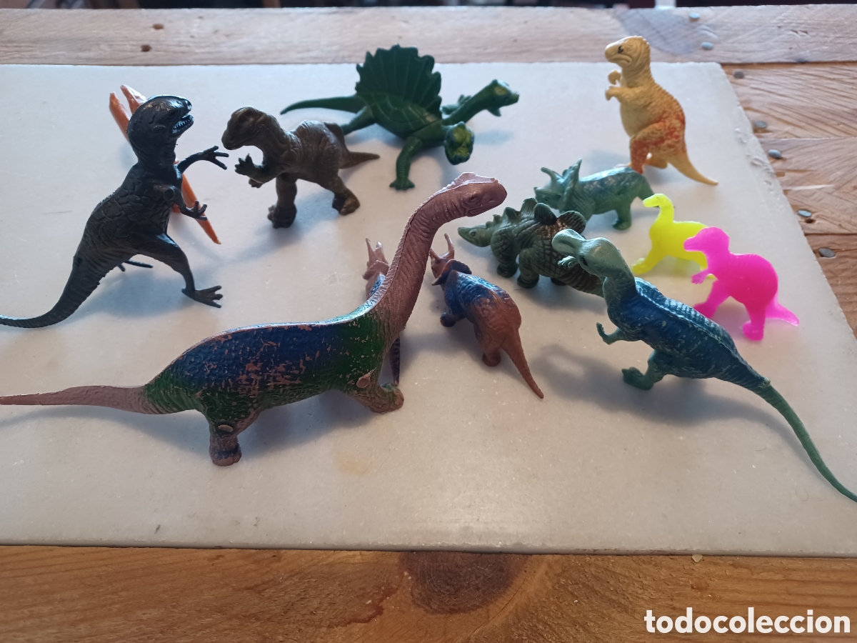 Figuras de goma y PVC: Lote de figuras de dinosaurios. - Foto 4