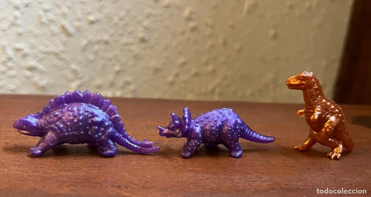 Figuras de goma y PVC: LOTE 3 FIGURAS DINOSAURIOS CHICLES DUNKIN - Foto 2