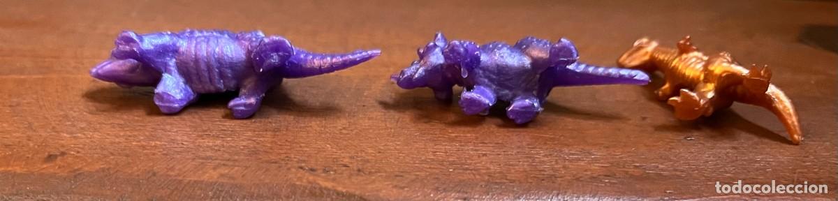 Figuras de goma y PVC: LOTE 3 FIGURAS DINOSAURIOS CHICLES DUNKIN - Foto 4