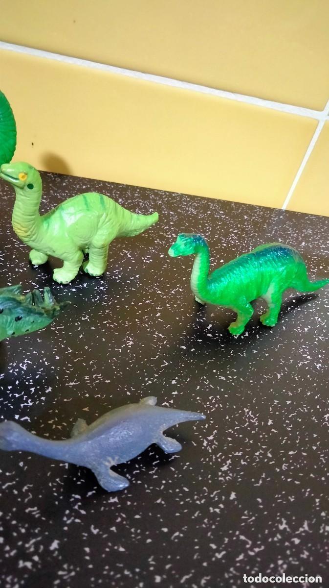 Figuras de goma y PVC: figuras de goma- dinosaurios - Foto 2
