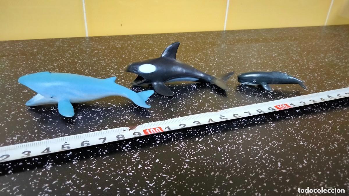 Figuras de goma y PVC: TRES BALLENAS DE PVC - Foto 1