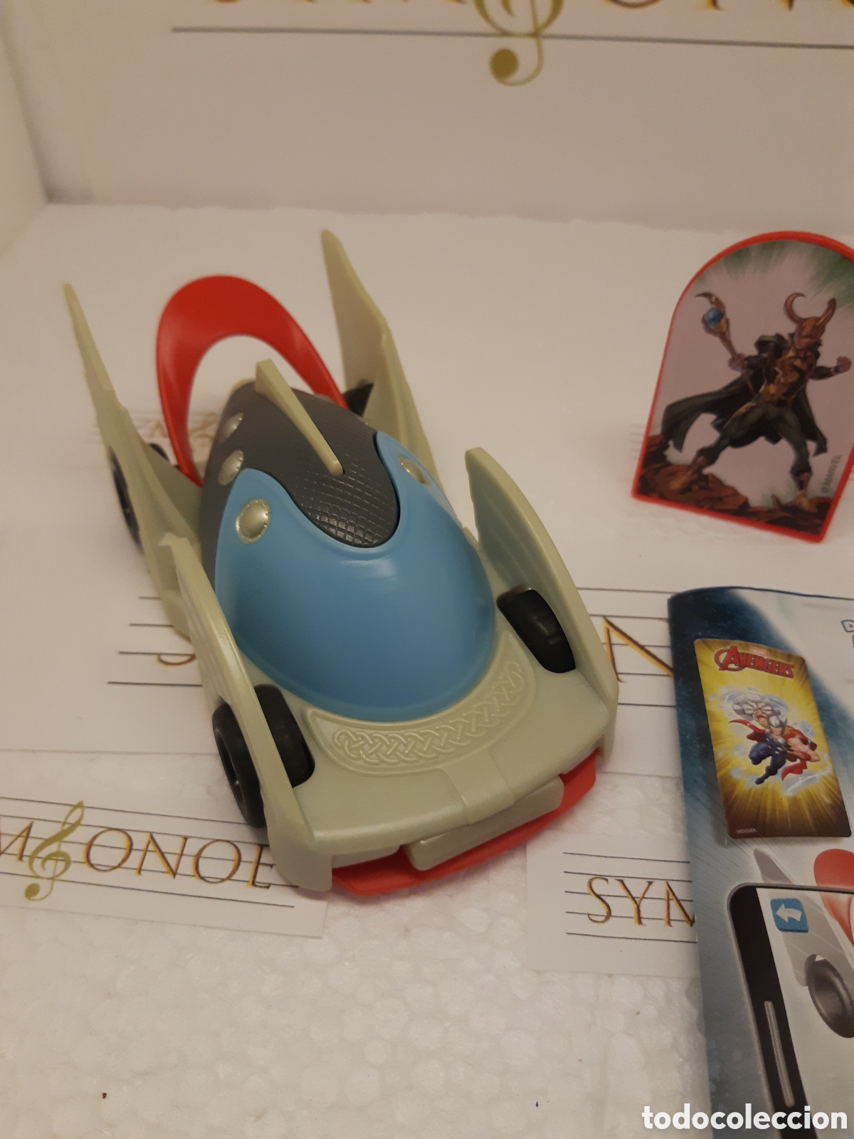 Figuras de goma Kinder: Thor coche Kinder Sorpesa Maxi Marvel - Foto 2