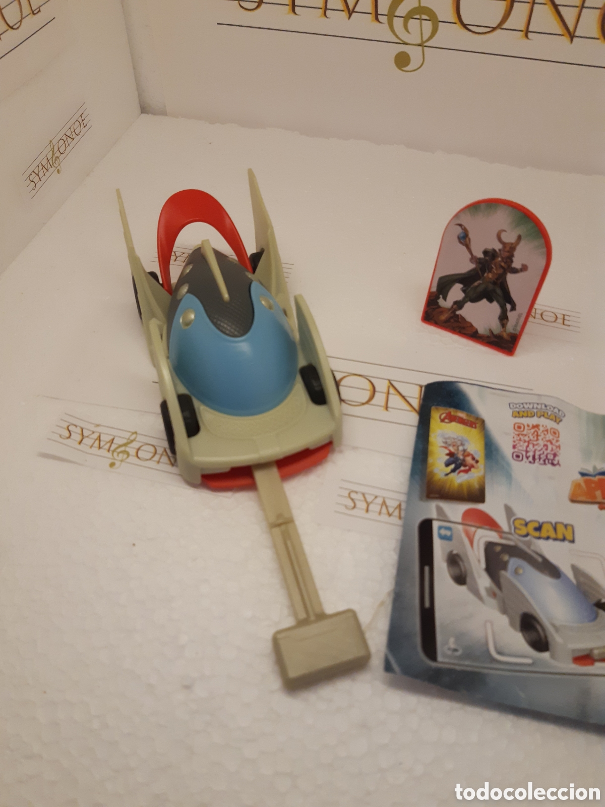 Figuras de goma Kinder: Thor coche Kinder Sorpesa Maxi Marvel - Foto 3