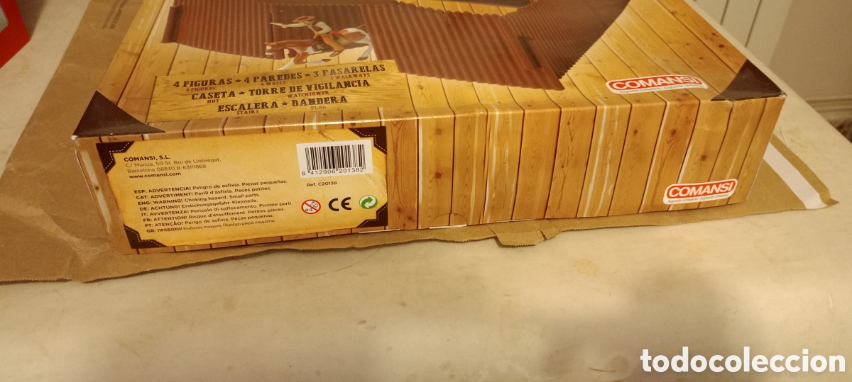 Figuras de goma y PVC: Fort&iacute;n Comansi nuevo y completo - Foto 2