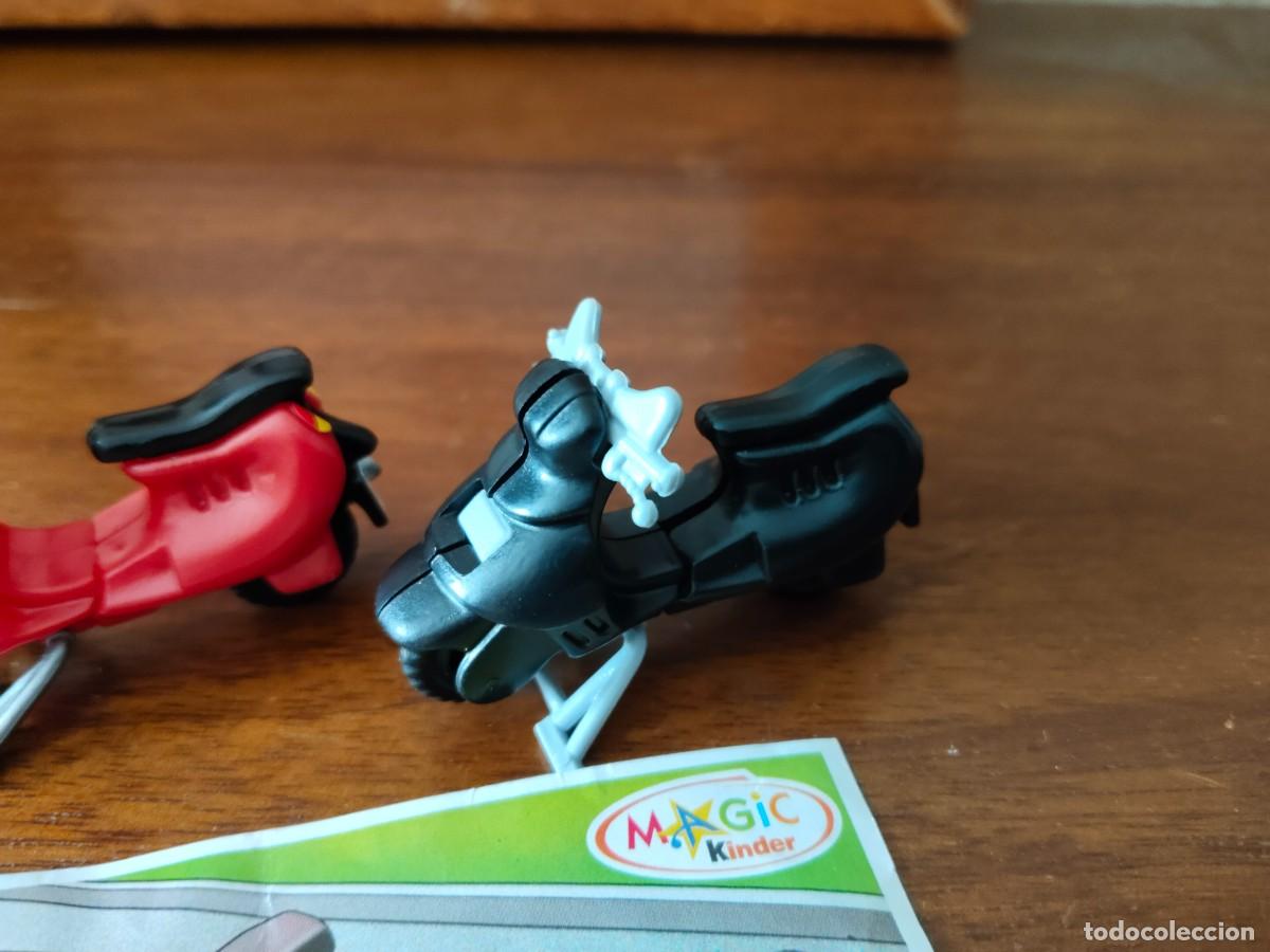 Figuras de goma Kinder: Dos vespas de Kinder. Ver. - Foto 3