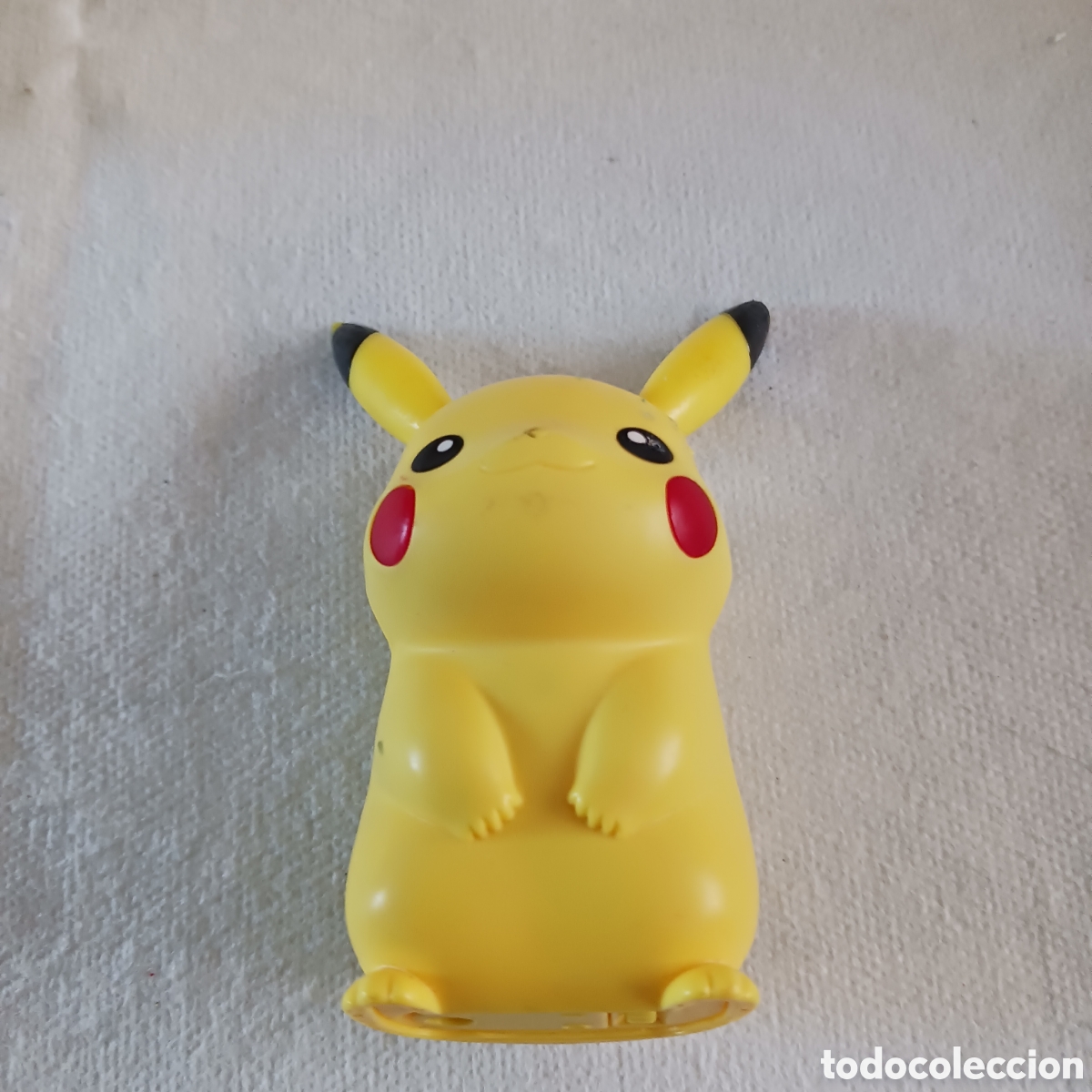 Figuras de goma y PVC: Figura de Picachu de BurgerKing - Foto 3