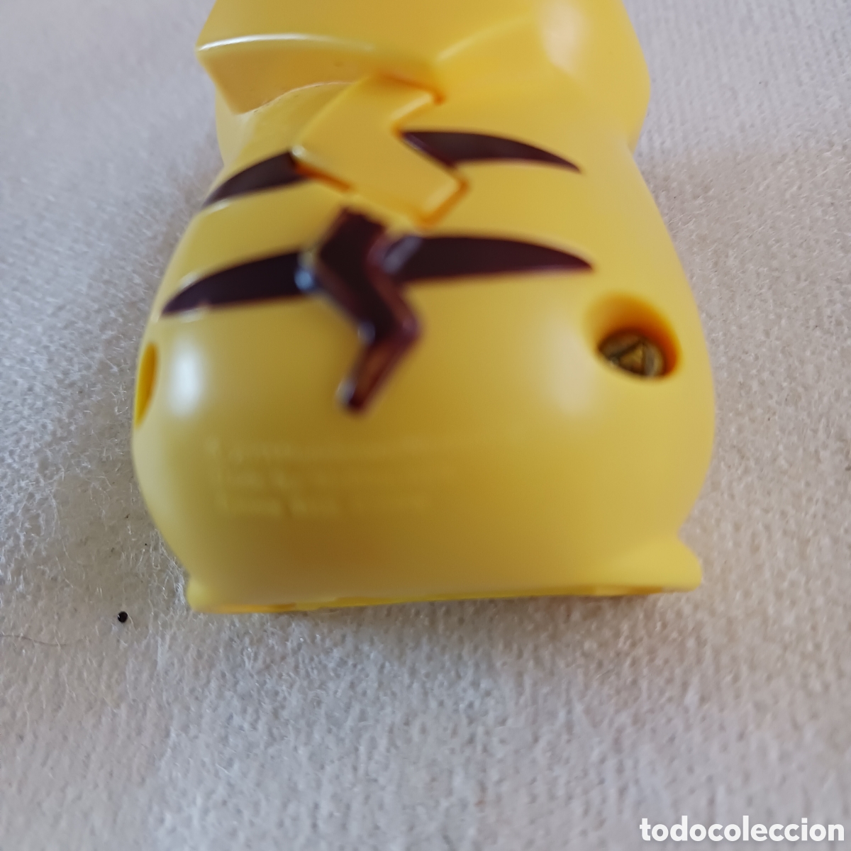 Figuras de goma y PVC: Figura de Picachu de BurgerKing - Foto 6