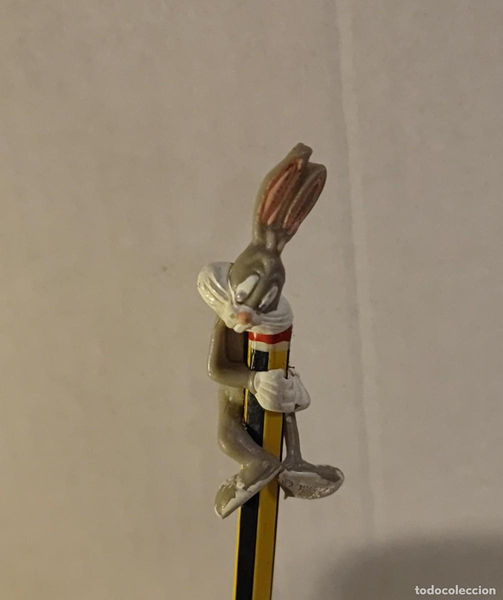 Figuras de goma y PVC: Lapi&ntilde;eco Danone - Bugs Bunny - Capuch&oacute;n de l&aacute;piz - Foto 1