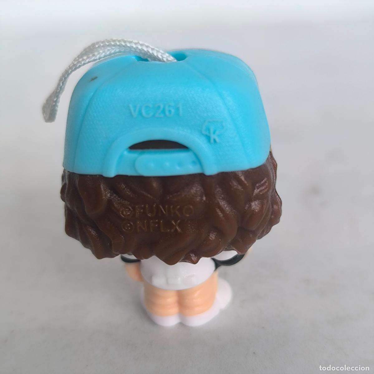 Figuras de goma Kinder: Dustin kinder joy Stranger Things - Foto 3