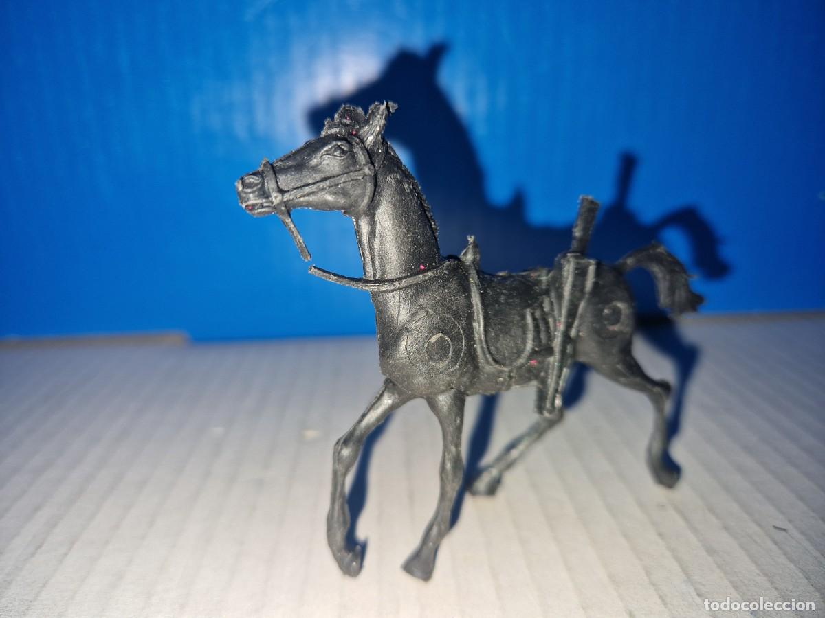 Figuras de goma y PVC: CABALLO FIGURA DE COMANSI - Foto 2