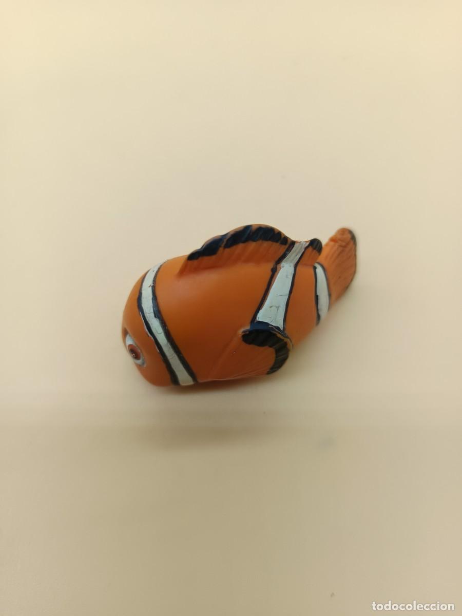 Figuras de goma Kinder: FIGURA BUSCANDO A NEMO PEZ PAYASO - Foto 1