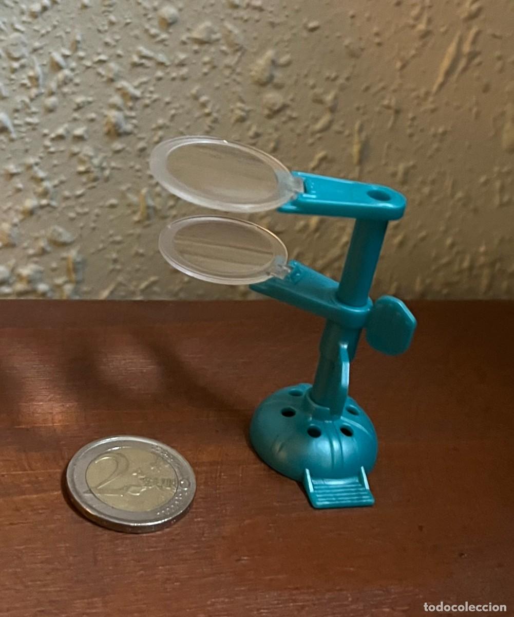 Figuras de goma Kinder: FIGURA KINDER MICROSCOPIO LUPAS - Foto 7