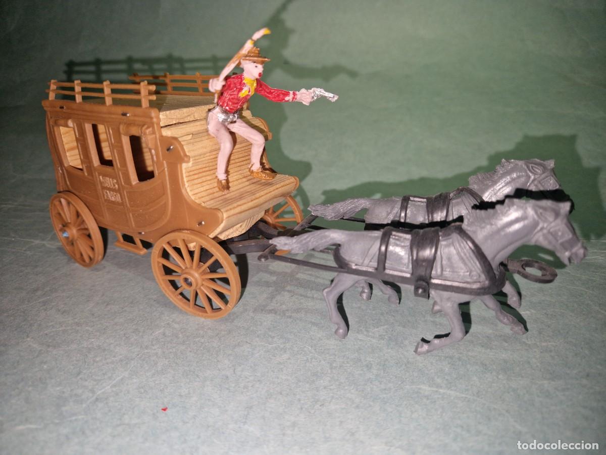 Figuras de goma y PVC: DILIGENCIA de COMANSI , de MADERA y PLASTICO - Foto 1