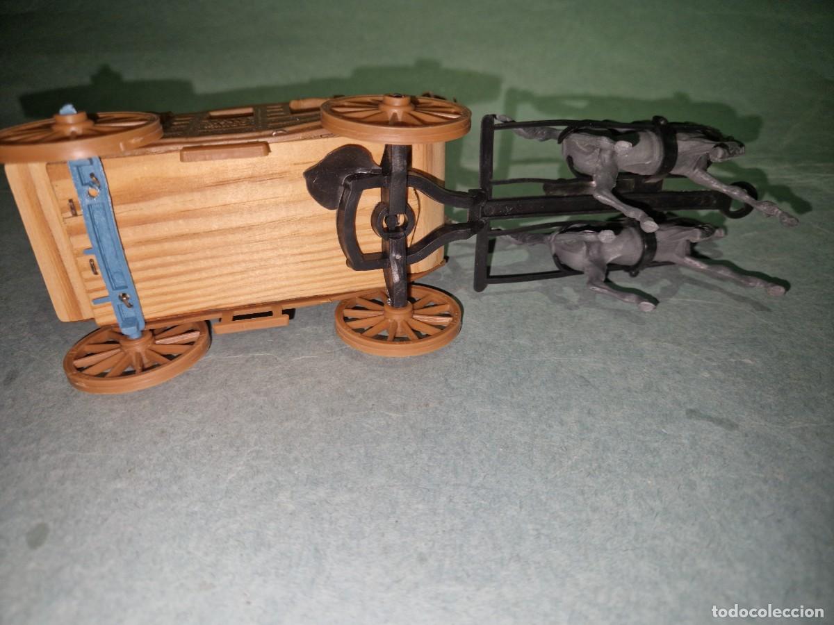 Figuras de goma y PVC: DILIGENCIA de COMANSI , de MADERA y PLASTICO - Foto 3
